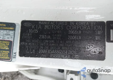 2016 Kia Forte Ex z USA, uszkodzony, nr VIN KNAFX5A88G5547826